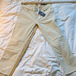 Vineyard Vines Brand New Off White Straight Leg 5 Pocket Corduroy 32W